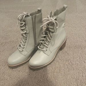 Seychelles Leather boots with heels and laces